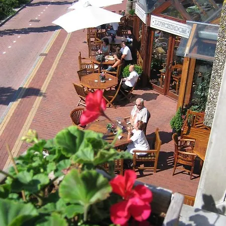 Wienerhof デン・ヘルダー